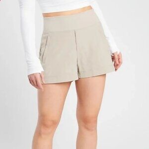 Athleta Trekkie North Short | Khaki | Sz 16